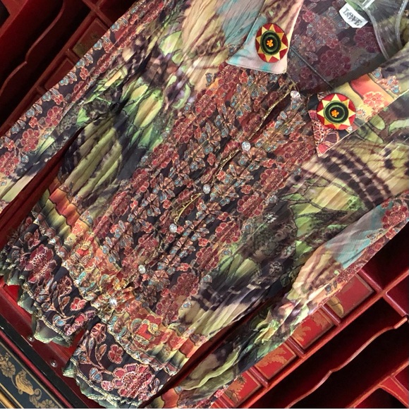 Love Amour Blouse Shirt Embroidered Multicolor Long Sleeve Button Up Size XLarge - Picture 7 of 15